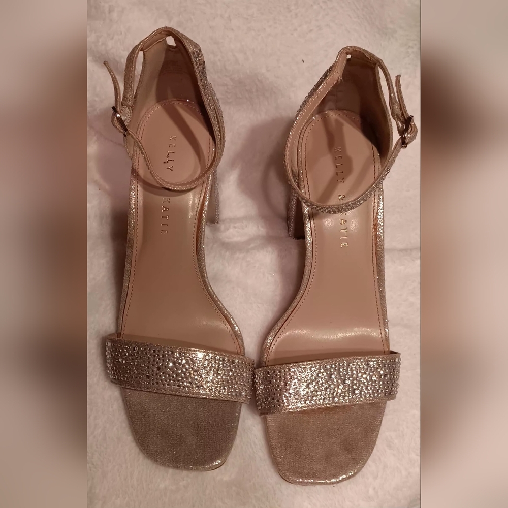 Kelly & Katie Gold Women's Heels